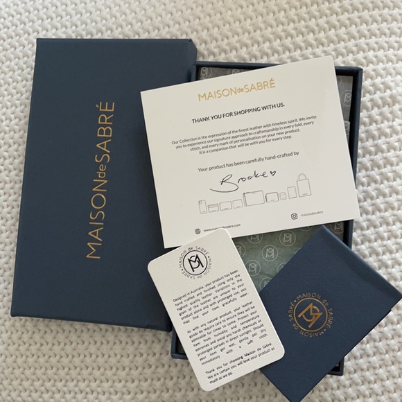 Maison de Sabré Phone case - Picture 4 of 4